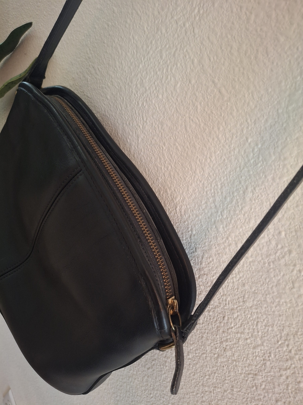 Coach 9976 Anderson Zip Top Black Leather Vintage Cross Body Bag - Picture 5 of 10